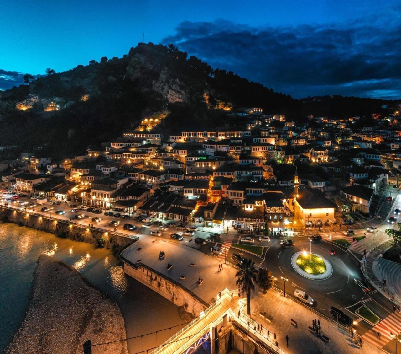 Bujtina Veritos Berati Exterior foto